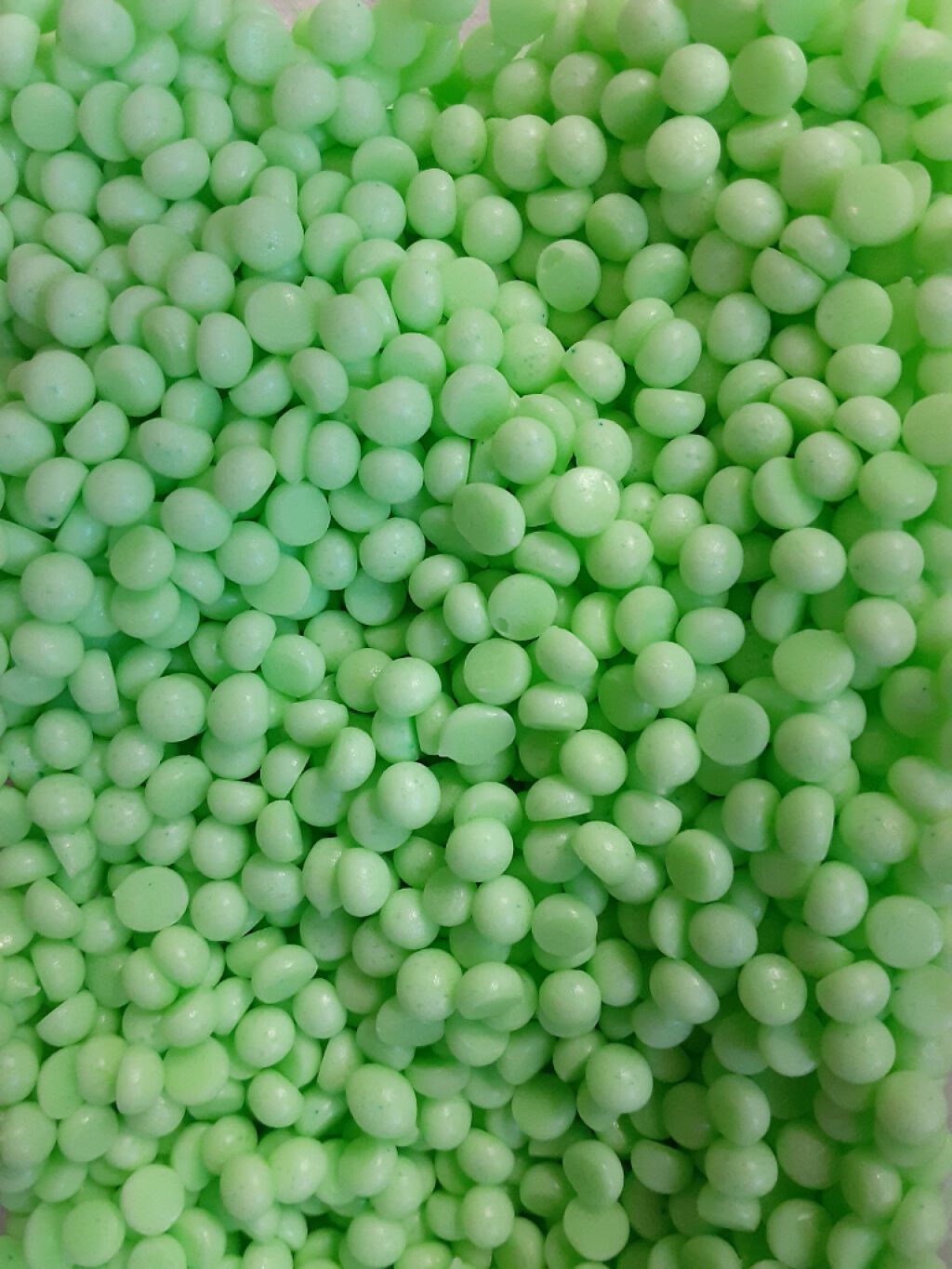 レノア本格消臭 デオドラントビーズ グリーンミスト/レノア/柔軟剤を使ったクチコミ(1枚目)