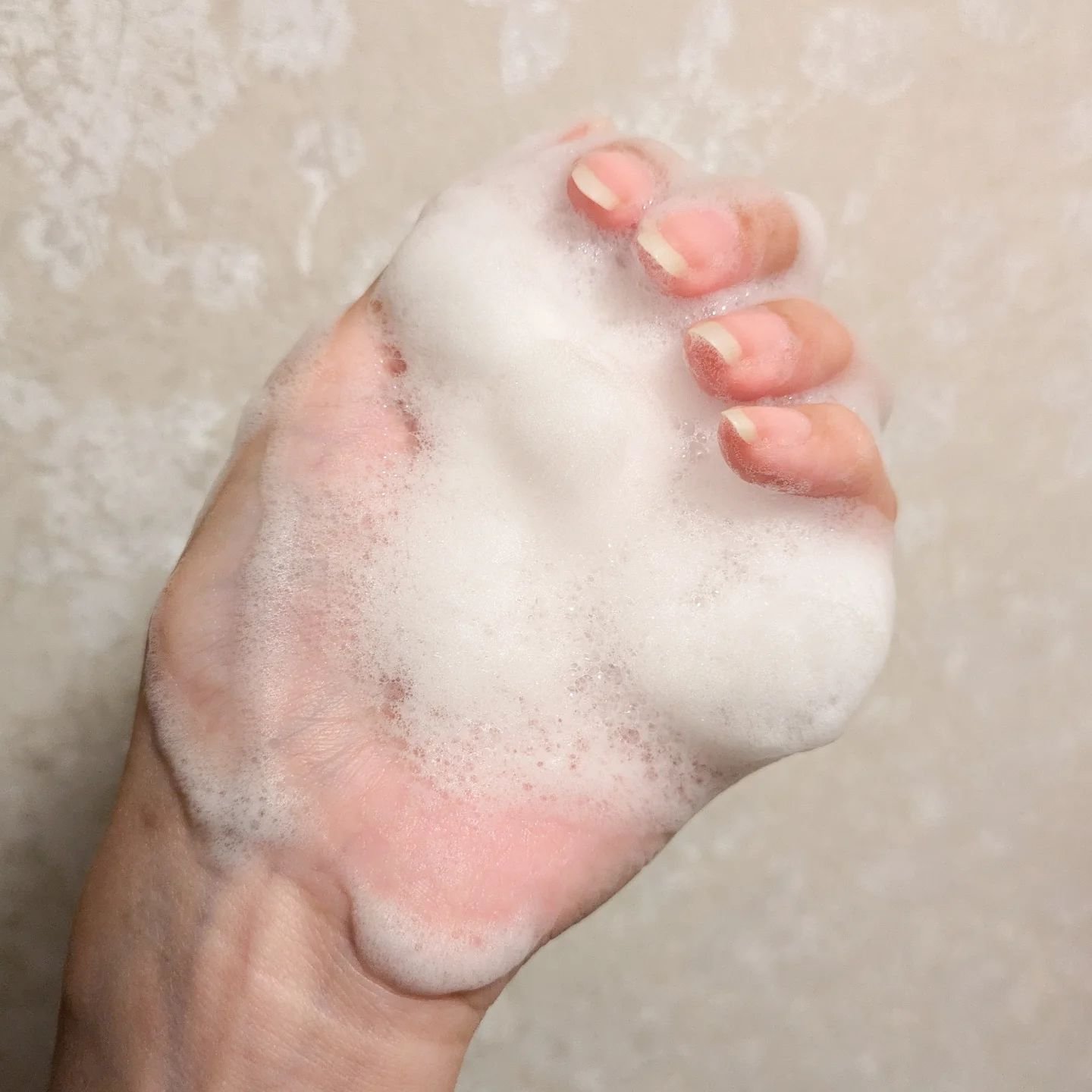 パフュームボディローション リリィムスクホワイトティー/TEABLESS/ボディローションを使ったクチコミ（3枚目）