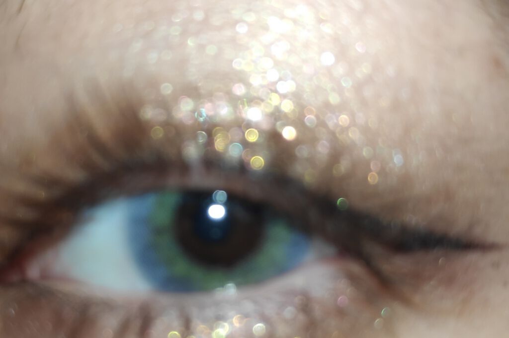 プリズム パウダーアイカラー/リンメル ロンドン/単色アイシャドウを使ったクチコミ(3枚目)