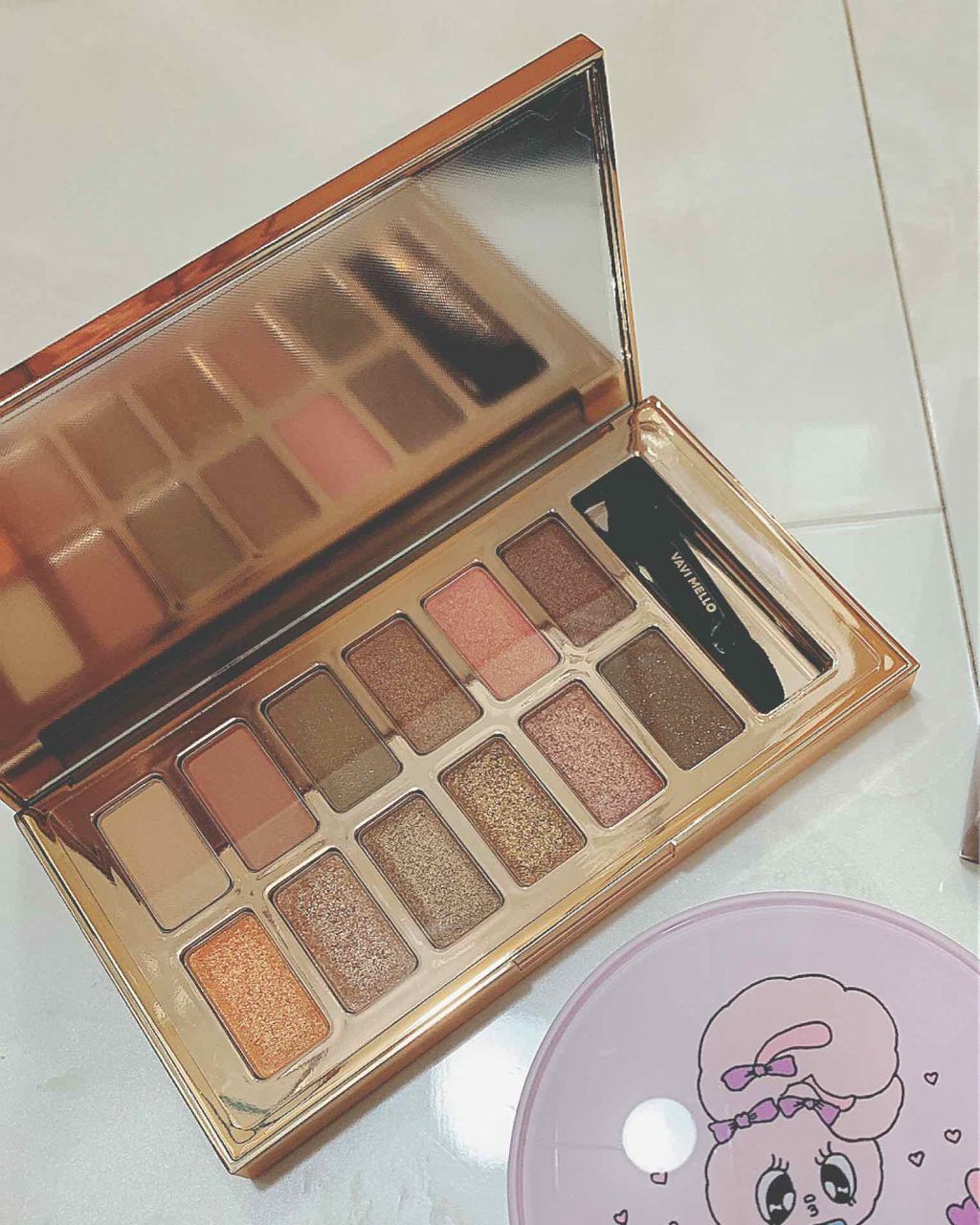 バレンタインボックス/VAVI MELLO/アイシャドウパレットを使ったクチコミ(1枚目)