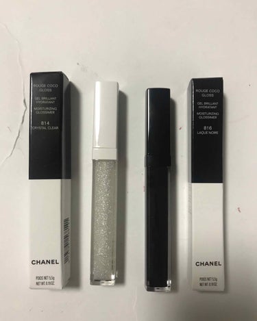 8月16日限定発売
CHANEL
ルージュココ グロス
814 クリスタルクリア

白と黒の世界の最後はグロスです。
クリスタルクリアは透明の中にたっぷりのラメが入っています。
私はあんまりゴールドのラ