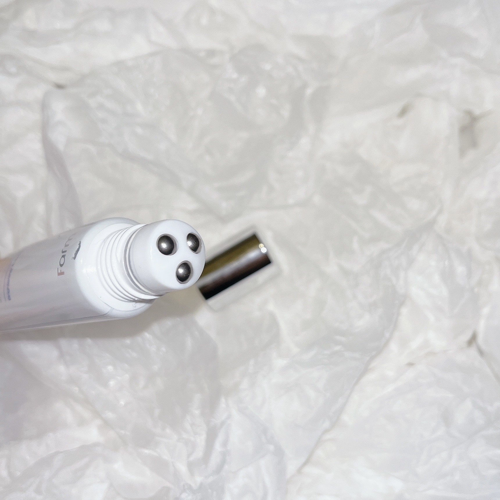 コラーゲンウォーターフルモイストローリングアイセラム/Farmstay/アイケア・アイクリームを使ったクチコミ（2枚目）