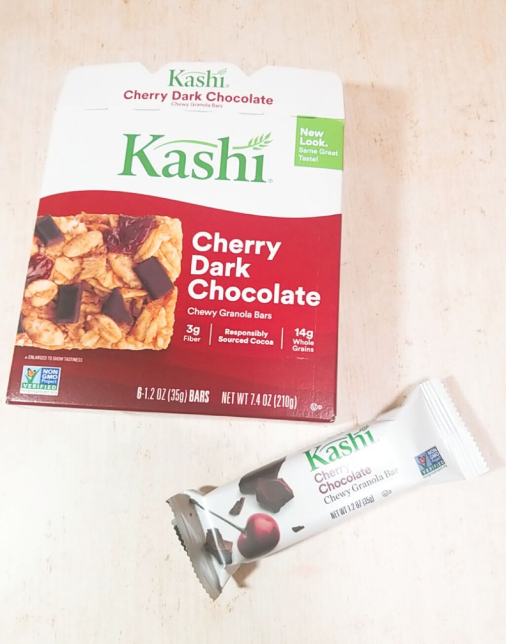 Kashi Chewy Granola Bars/Kashi/シリアルバーを使ったクチコミ（2枚目）