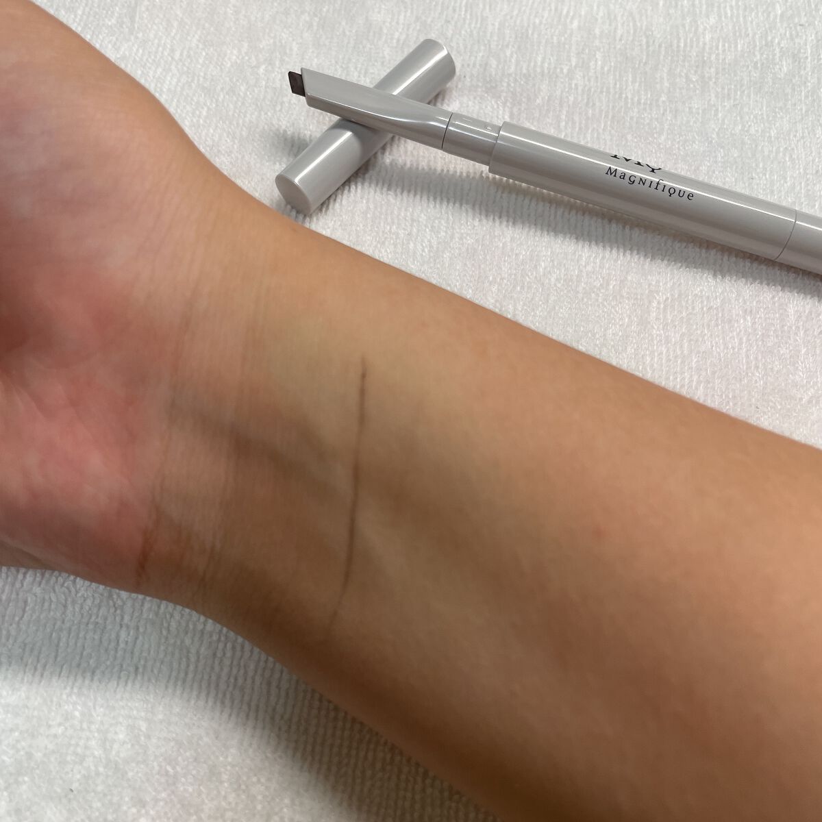 ビアード&アイブロウ ペンシル/マニフィーク/アイブロウペンシルを使ったクチコミ(3枚目)