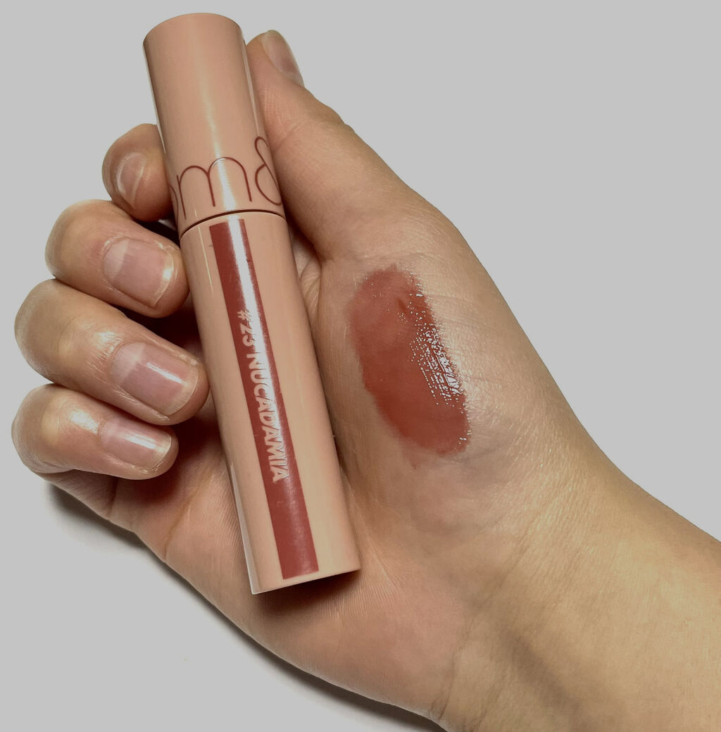 ジューシーラスティングティント/rom&nd/リップティントを使ったクチコミ（2枚目）