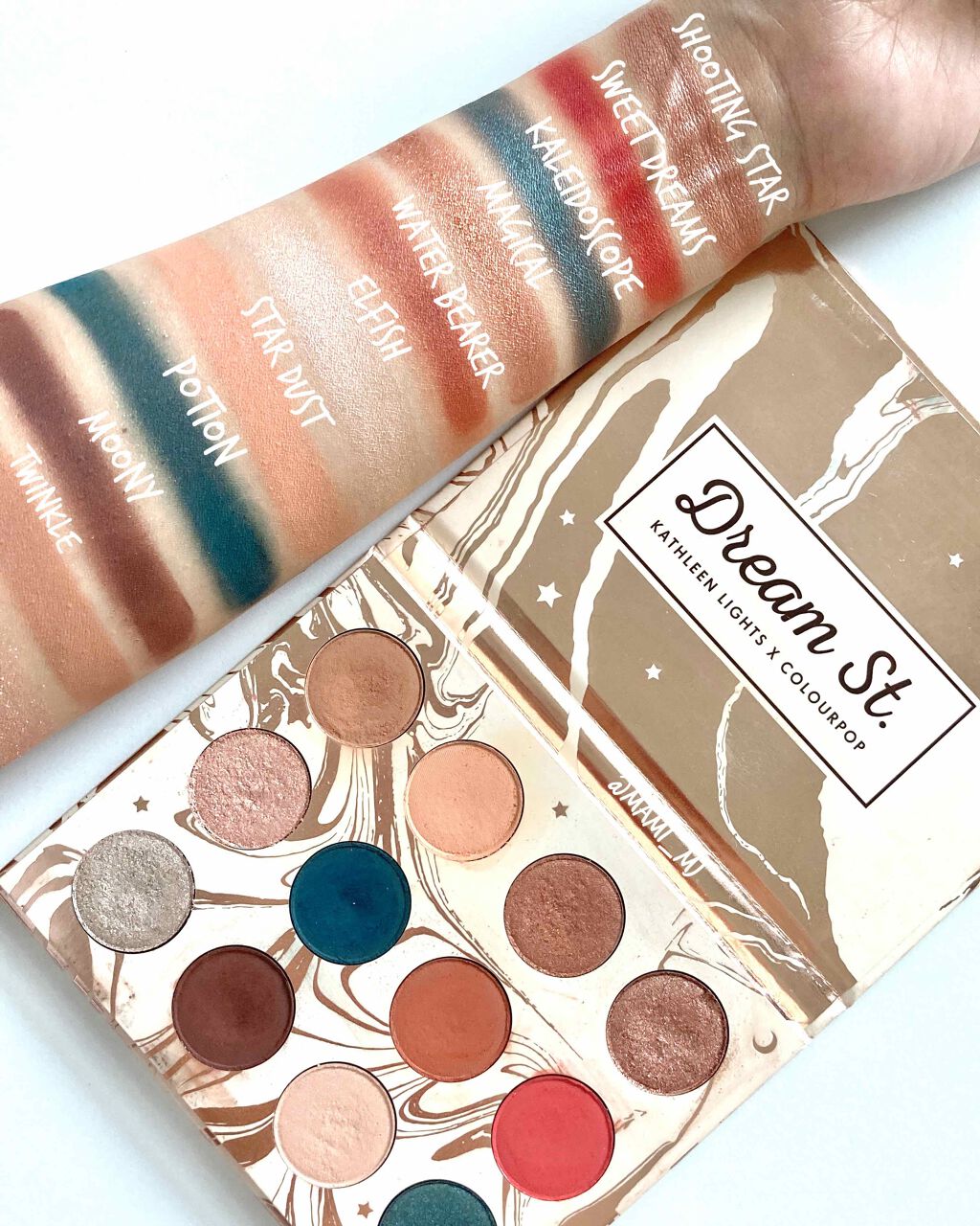 ドリームストリートプレストパウダー シャドーパレット/ColourPop/アイシャドウパレットを使ったクチコミ（1枚目）