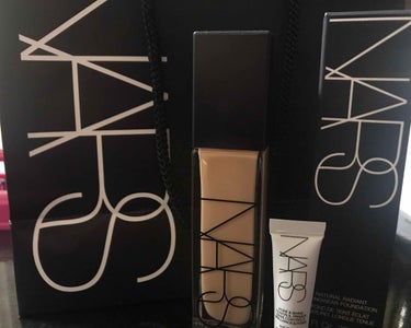 ナチュラルラディアント ロングウェアファンデーション/NARS/リキッドファンデーションを使ったクチコミ（1枚目）