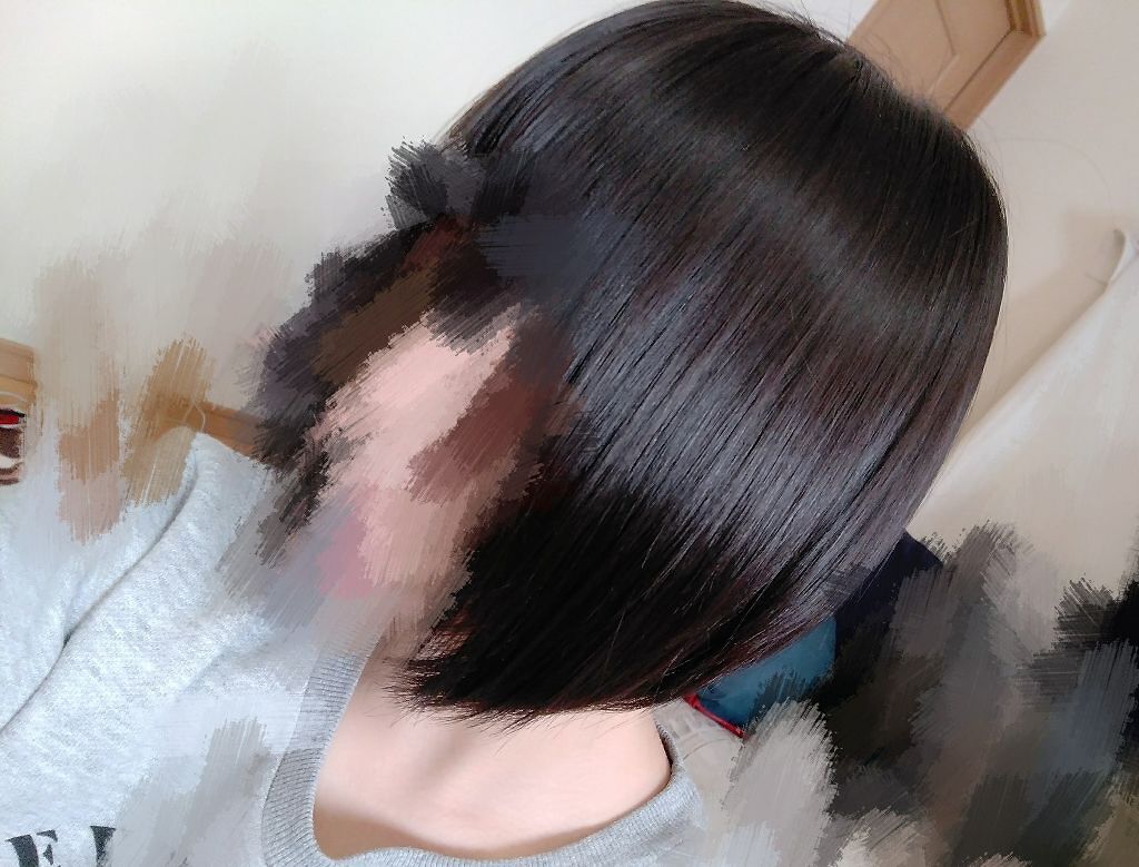 ななたあん on LIPS 「簡単に、日常的にすることで髪が綺麗になった😍😳❣(後ろと顔だけ..」(1枚目)