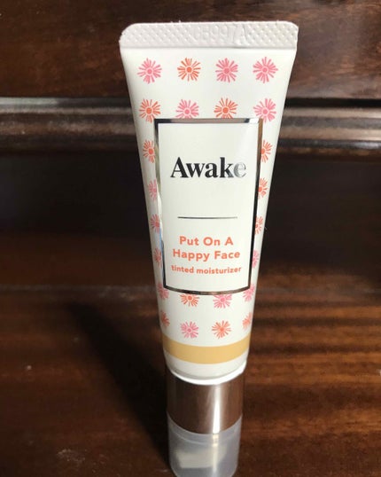 プットオンアハッピーフェイス ティンティド モイスチュアライザー/Awake/CCクリームを使ったクチコミ(1枚目)