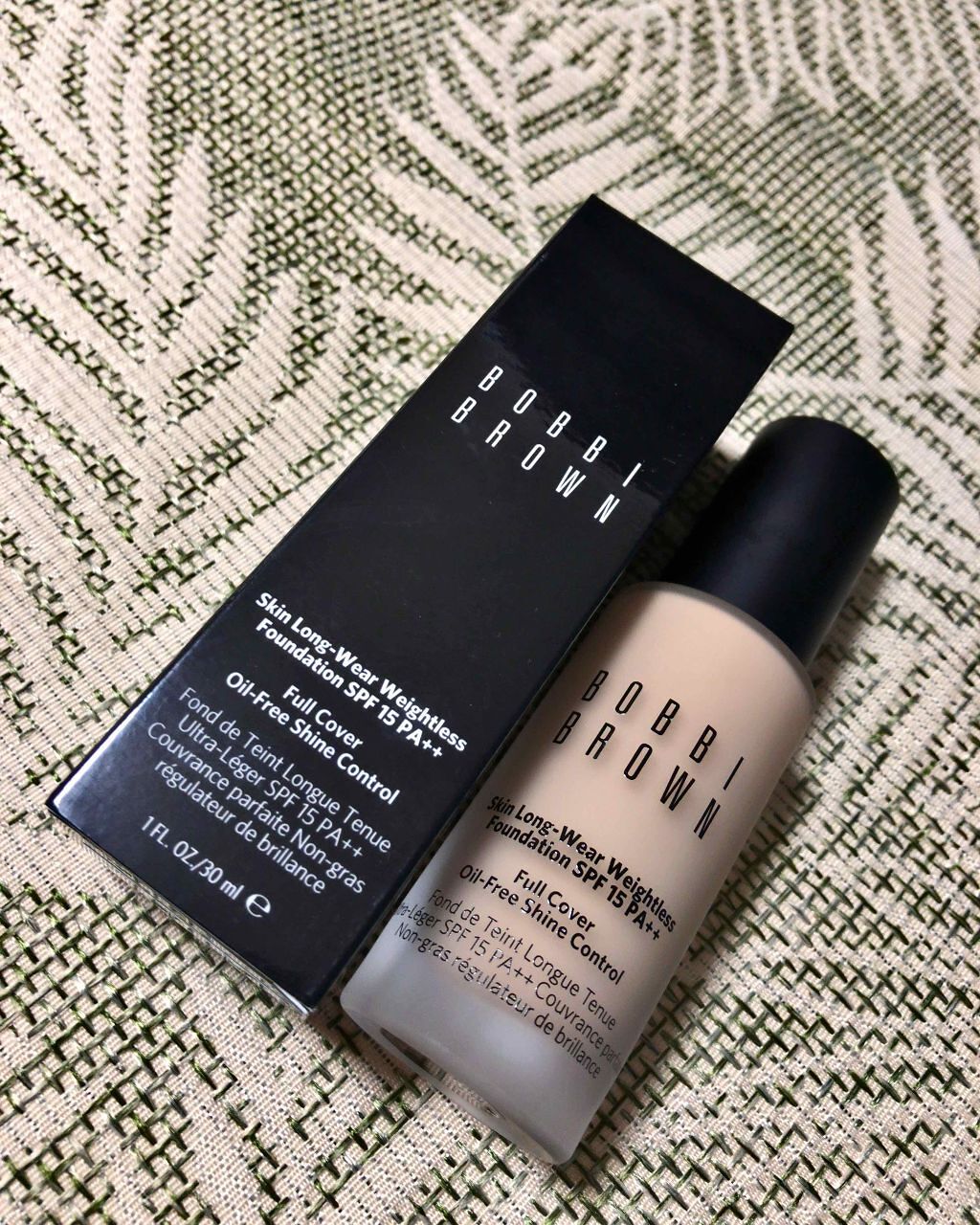 スキン ロングウェア ウェイトレス ファンデーション フル カバー クッション コンパクト/BOBBI BROWN/クッションファンデーションを使ったクチコミ(1枚目)