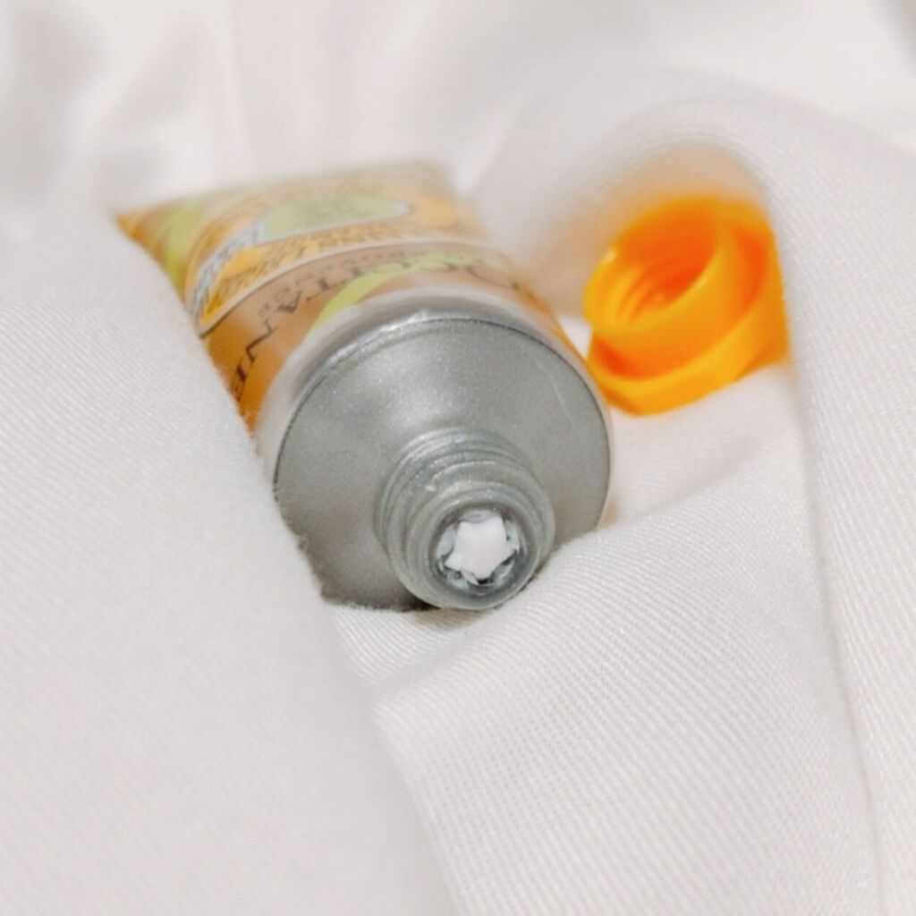 テ・アールグレイ スノーシア ハンドクリーム/L'OCCITANE/ハンドクリームを使ったクチコミ（3枚目）