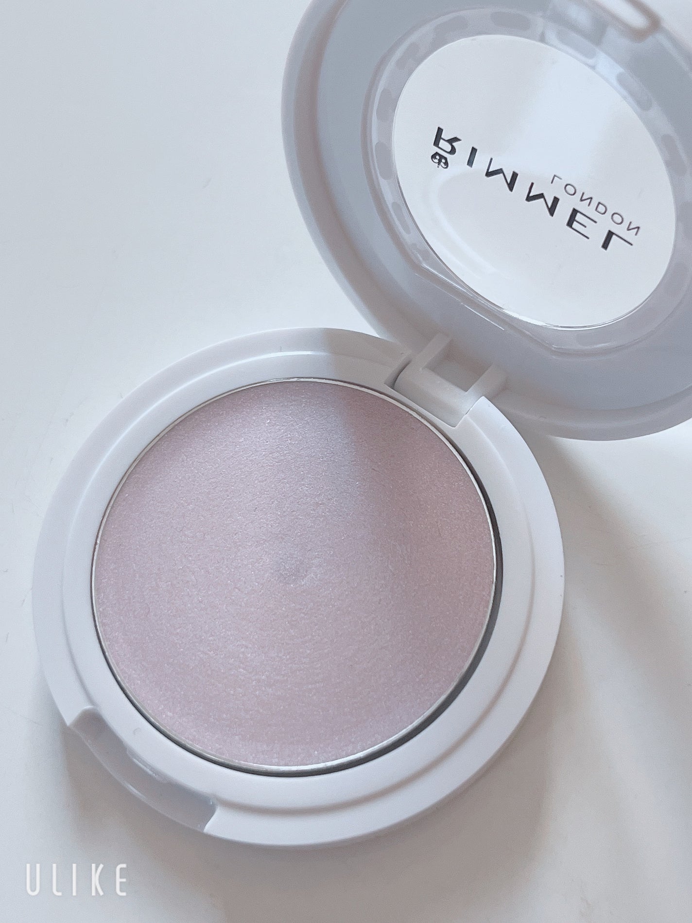 イルミナイザー/リンメル ロンドン/クリームハイライトを使ったクチコミ(2枚目)