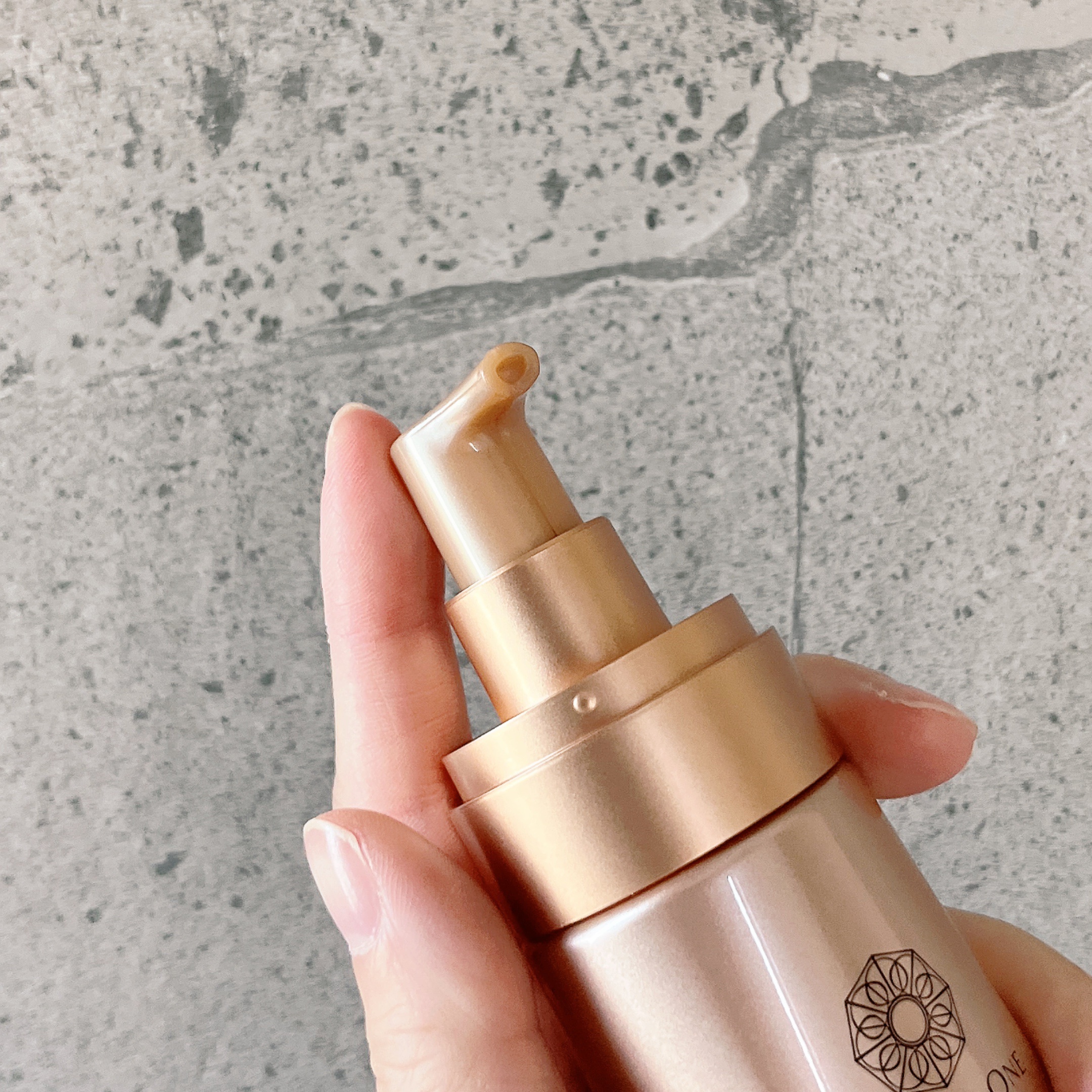 りあママのクチコミ「パーフェクトワン 薬用リンクルストレッチセラム

これひとつで7役‼️
薬用オールインワンセラ.....」（2枚目）