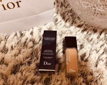 【旧】ディオールスキン フォーエヴァー フルイド グロウ/Dior/リキッドファンデーションを使ったクチコミ（1枚目）