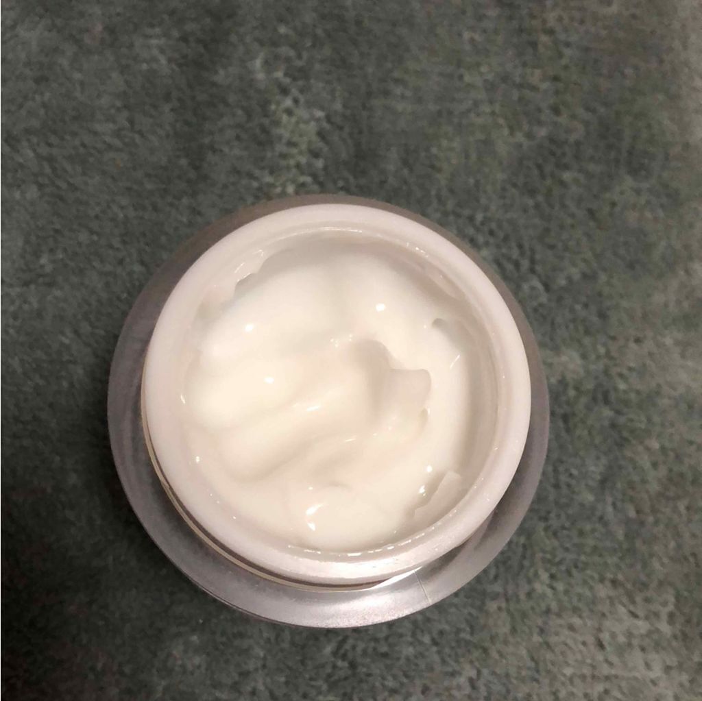  エイプリルスキン ブルーミネラルクリーム/APRILSKIN/フェイスクリームを使ったクチコミ（2枚目）