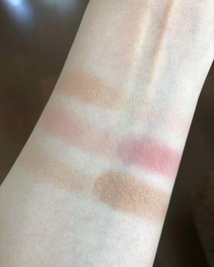 ブライトニング ブリック/BOBBI BROWN/パウダーチークを使ったクチコミ(3枚目)