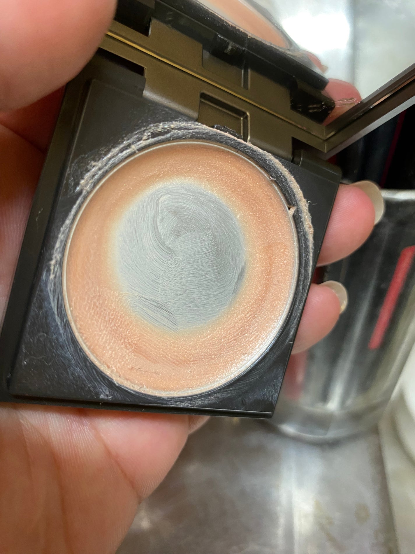 &be グロウハイライター/&be/クリームハイライトを使ったクチコミ(4枚目)