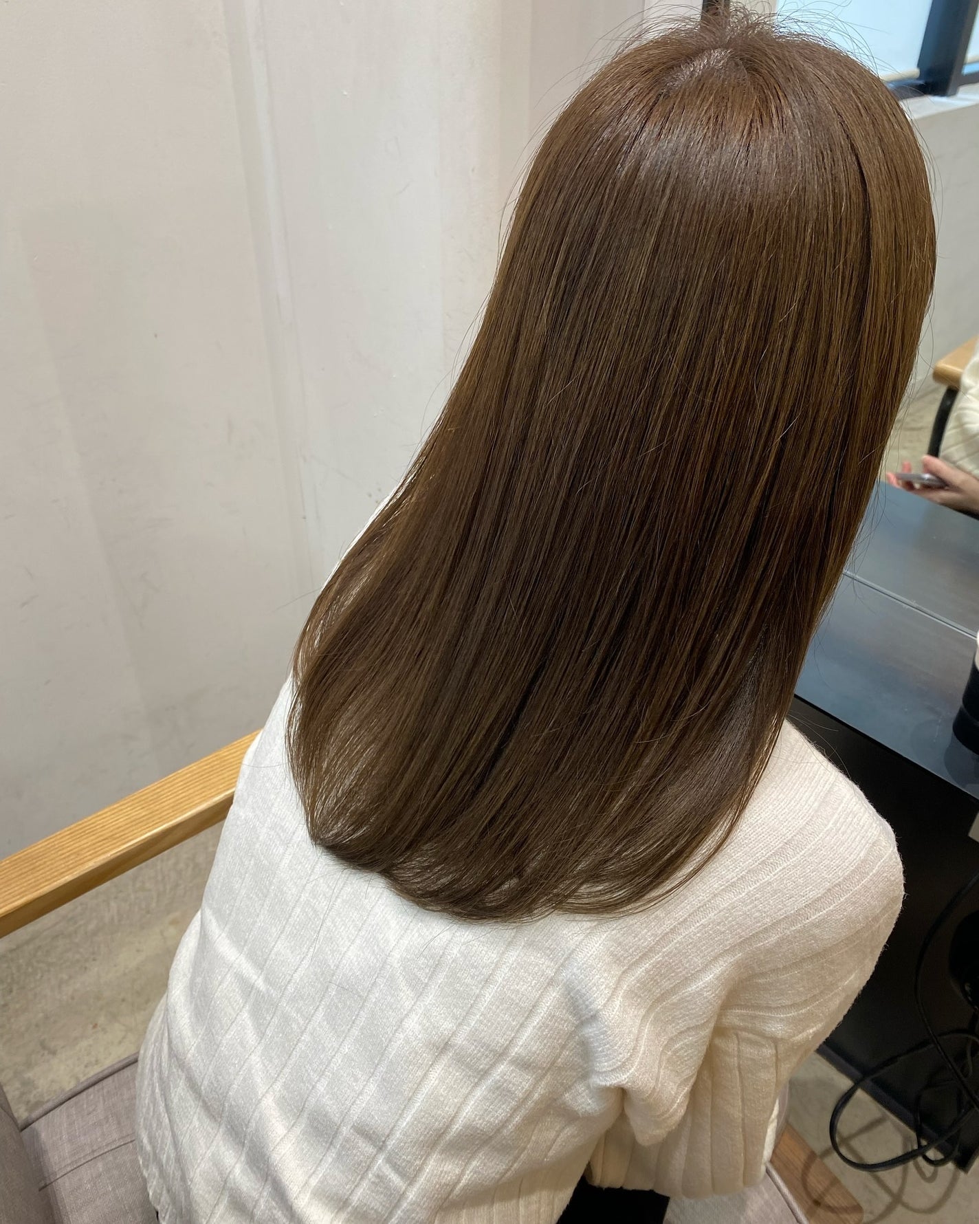 ゆうひ☁*°美容師 on LIPS 「柔らかいマロンベージュカラー🌰ブリーチなしです✨明るめのカラー..」(1枚目)