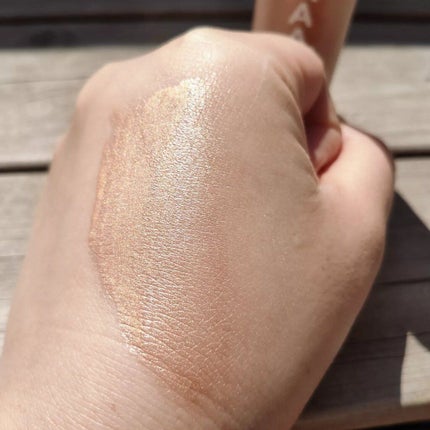 あんこ@フォロバ100 on LIPS 「AAAA.ハイライターVANILLAマルチユースなリキッドハイ..」(5枚目)