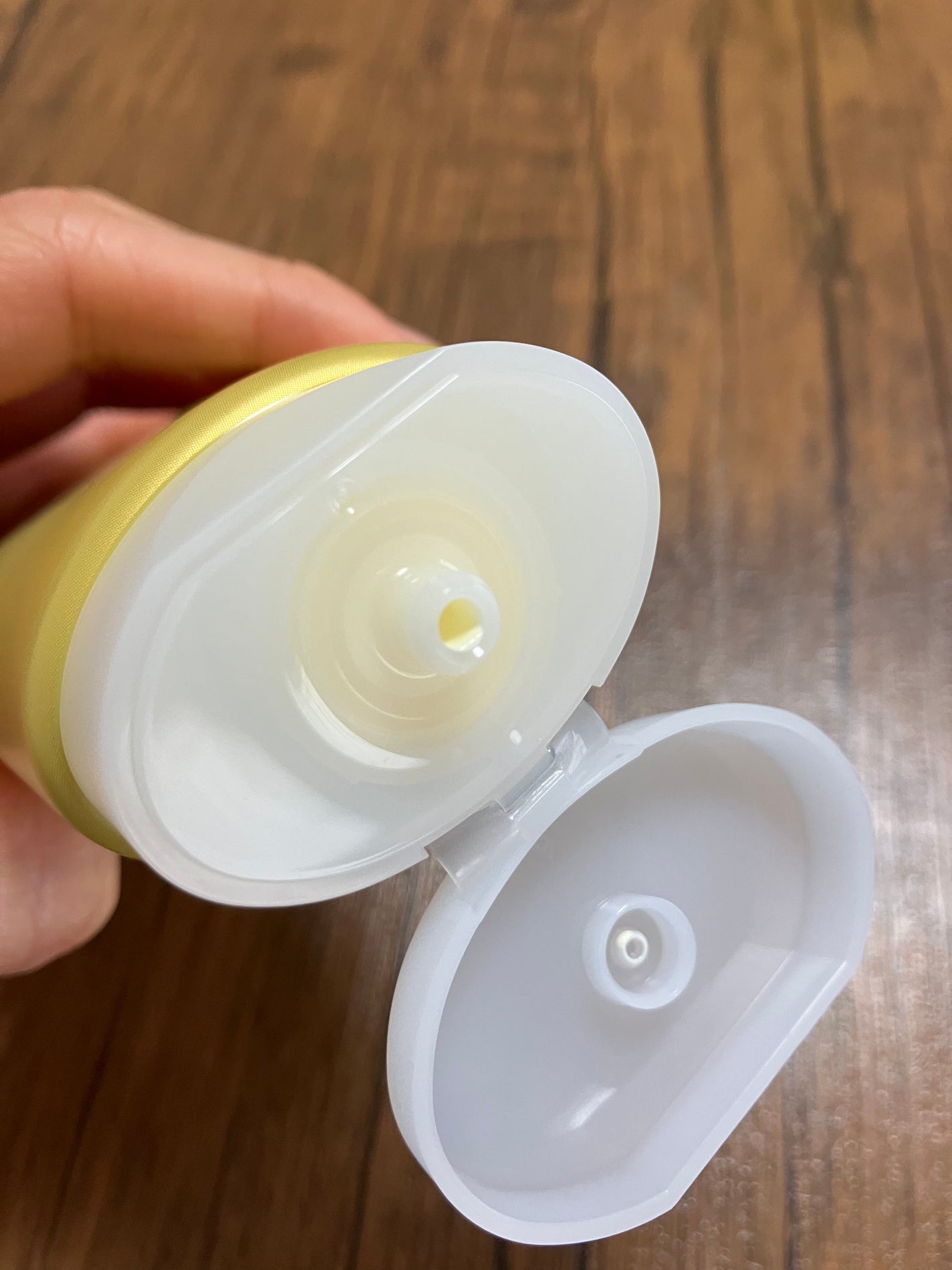 サンカットR トーンアップUV エッセンス/サンカット®/日焼け止めローションを使ったクチコミ(2枚目)