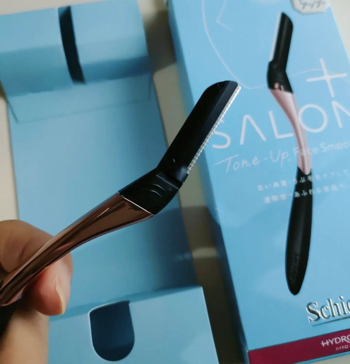 サロンプラス トーンアップ フェイススムーサー ホルダー（刃付き）/サロンプラス/シェーバーを使ったクチコミ（1枚目）