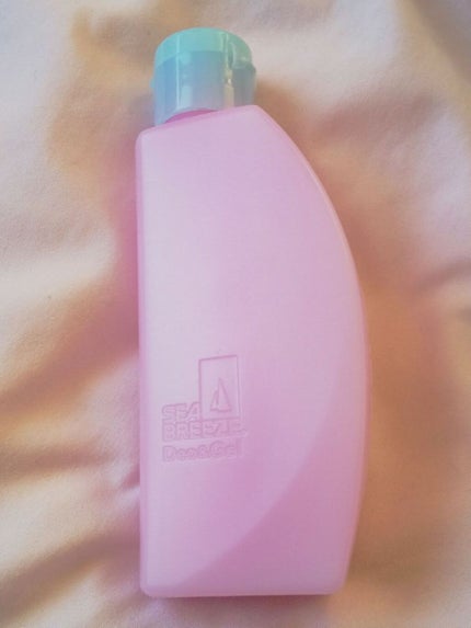 桃月さんチのくー太郎 on LIPS 「ご紹介する商品はこちらです。『シーブリーズデオ&ジェルベビーフ..」(1枚目)