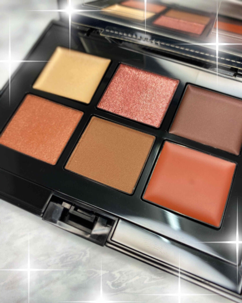 コンパクトアディクション リミテッド エディション 99+/ADDICTION/アイシャドウパレットを使ったクチコミ(1枚目)