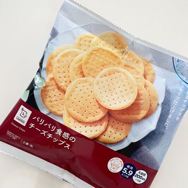 パリパリ食感のチーズチップス ナチュラルローソン