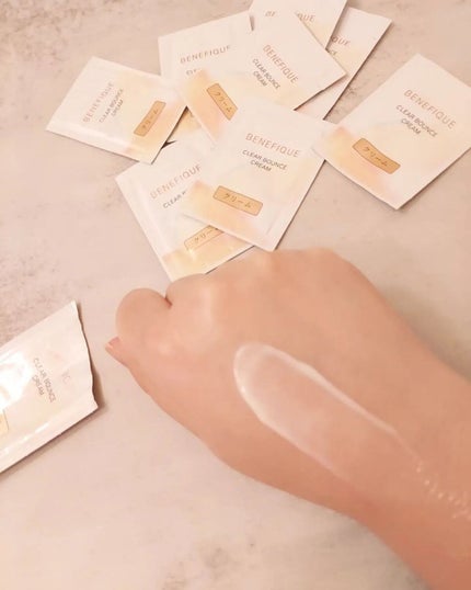 クリアバウンスクリーム /BENEFIQUE/フェイスクリームを使ったクチコミ(3枚目)