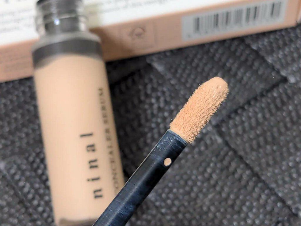 ninal コンシーラーセラム/ninal/リキッドコンシーラーを使ったクチコミ（2枚目）