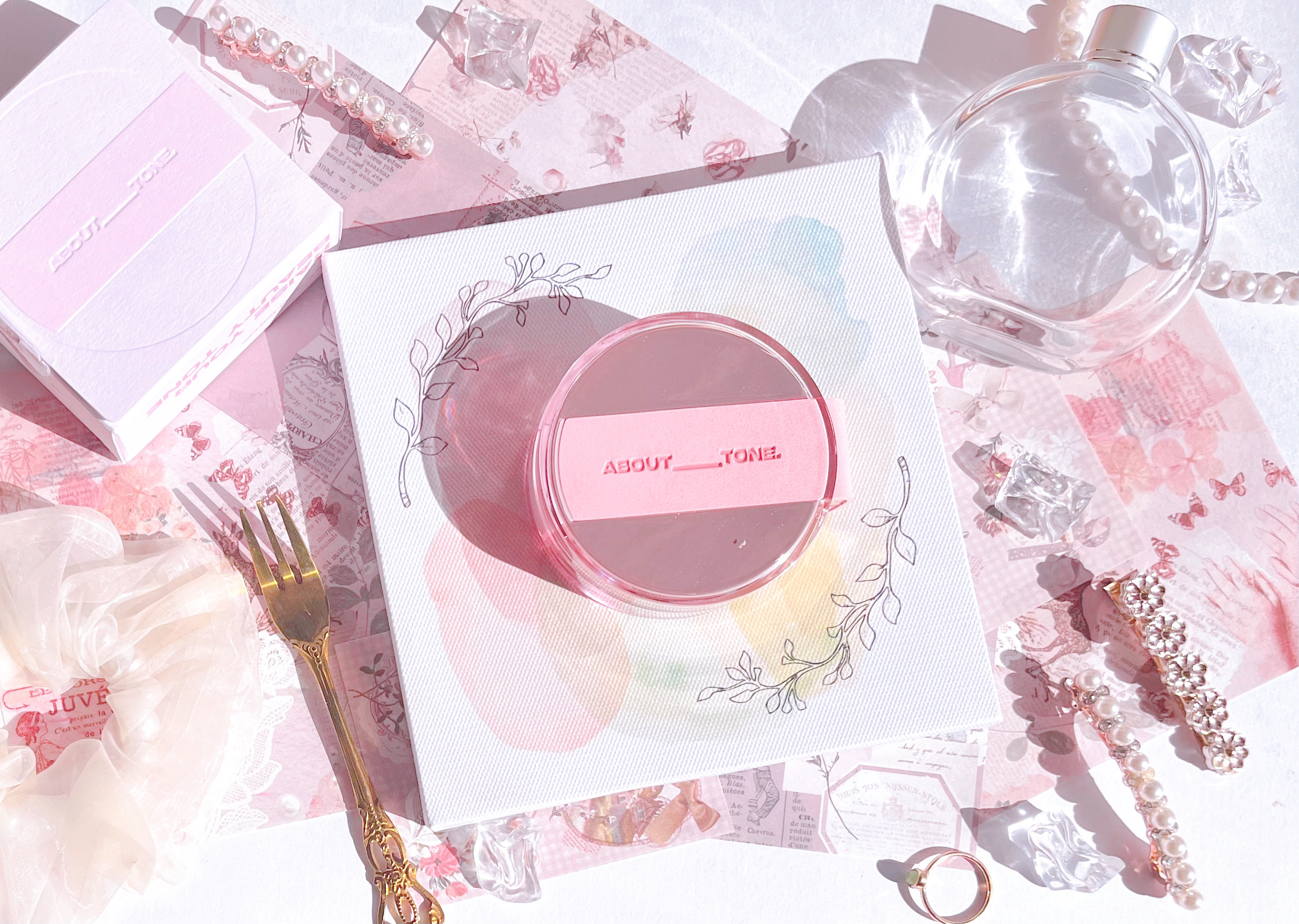 ザ・ブラーパウダーパクト/ABOUT TONE/プレストパウダーを使ったクチコミ（1枚目）