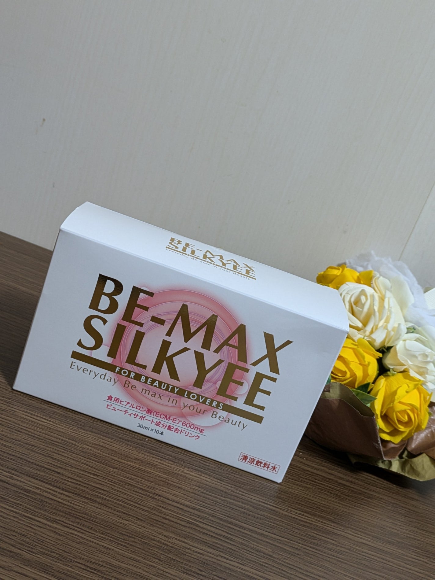 真紅 on LIPS 「BE-MAXSILKYEEをお試しさせて頂きました。『商品説明..」(5枚目)