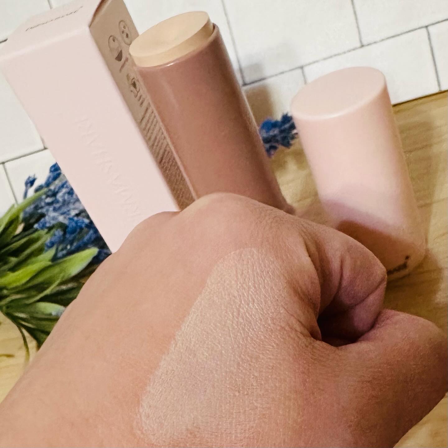 ヴィーガンナチュラルカバースティックファンデーション/DERMASHARE/その他ファンデーションを使ったクチコミ（2枚目）