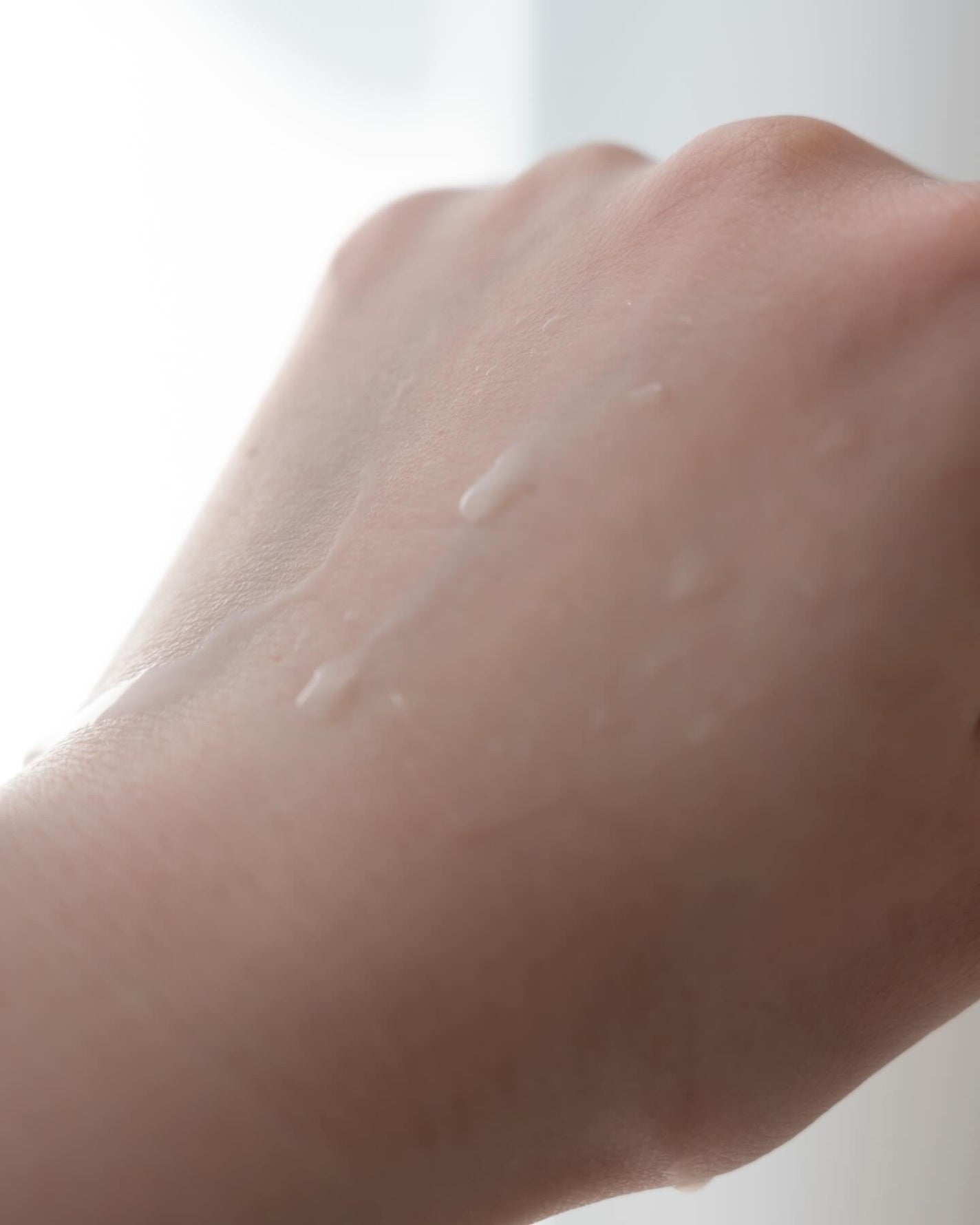 ダルバ ホワイトトリュフバイタルスプレーセラム/ダルバ/ミスト状化粧水を使ったクチコミ(4枚目)