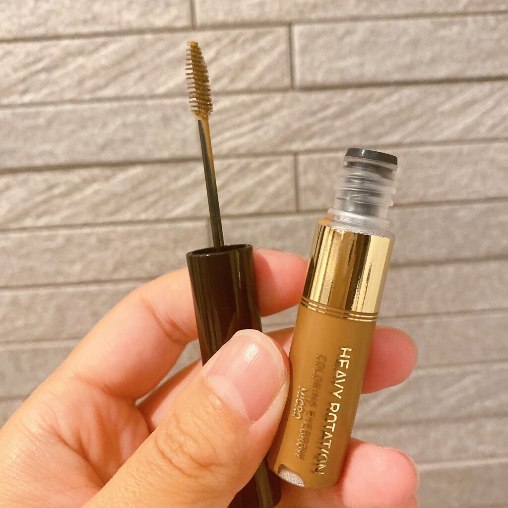 カラーリングアイブロウ マイクロ/ヘビーローテーション/眉マスカラを使ったクチコミ(2枚目)