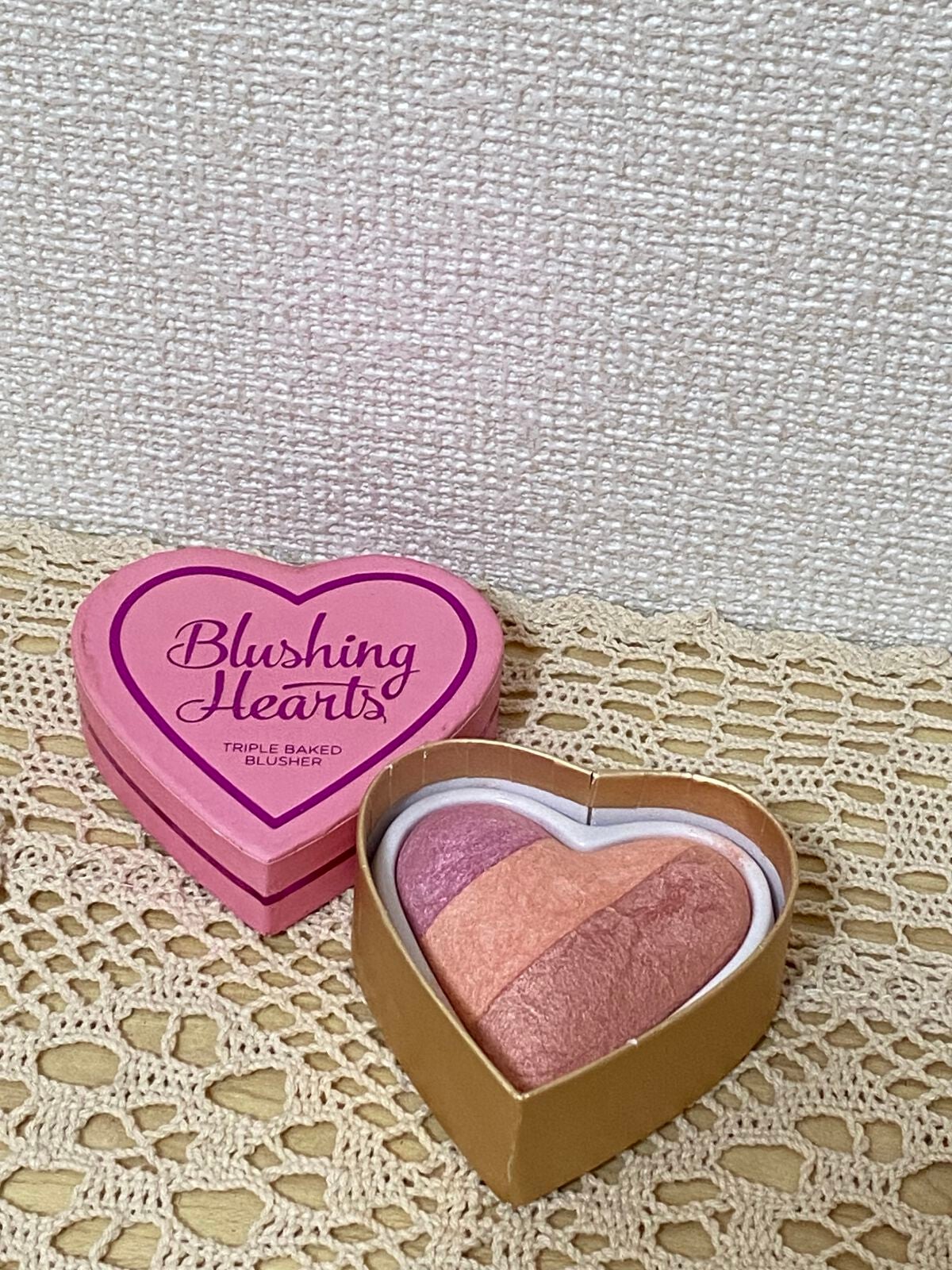 ブラッシング ハート/MAKEUP REVOLUTION/パウダーチークを使ったクチコミ(2枚目)