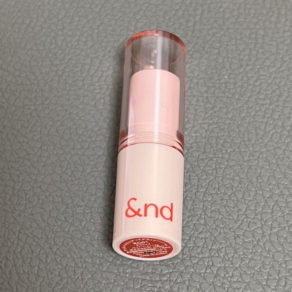 アンドバイロムアンド グラッシーバーム RD01 チリウェイ/&nd by rom&nd/口紅を使ったクチコミ（3枚目）