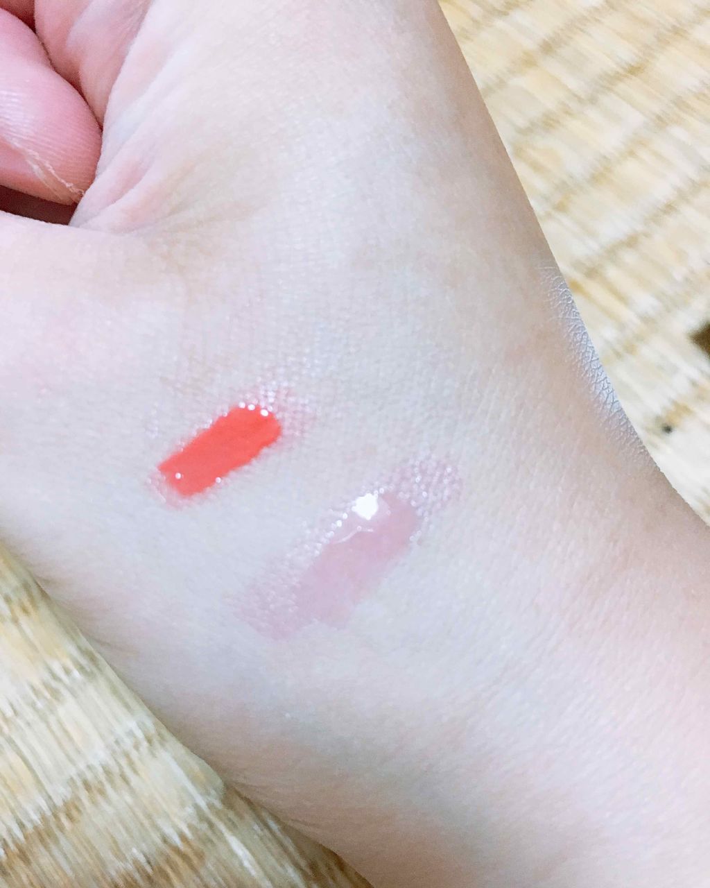 ディアダーリン オイルティント PK003 ピーチ/ETUDE/リップグロスを使ったクチコミ（2枚目）