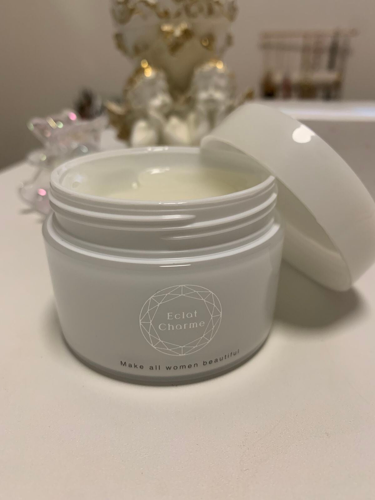 twinkle_sounds_wt6 on LIPS 「一つで化粧水、乳液、美容液、ニキビ予防、美白ケアが叶うオールイ..」(1枚目)