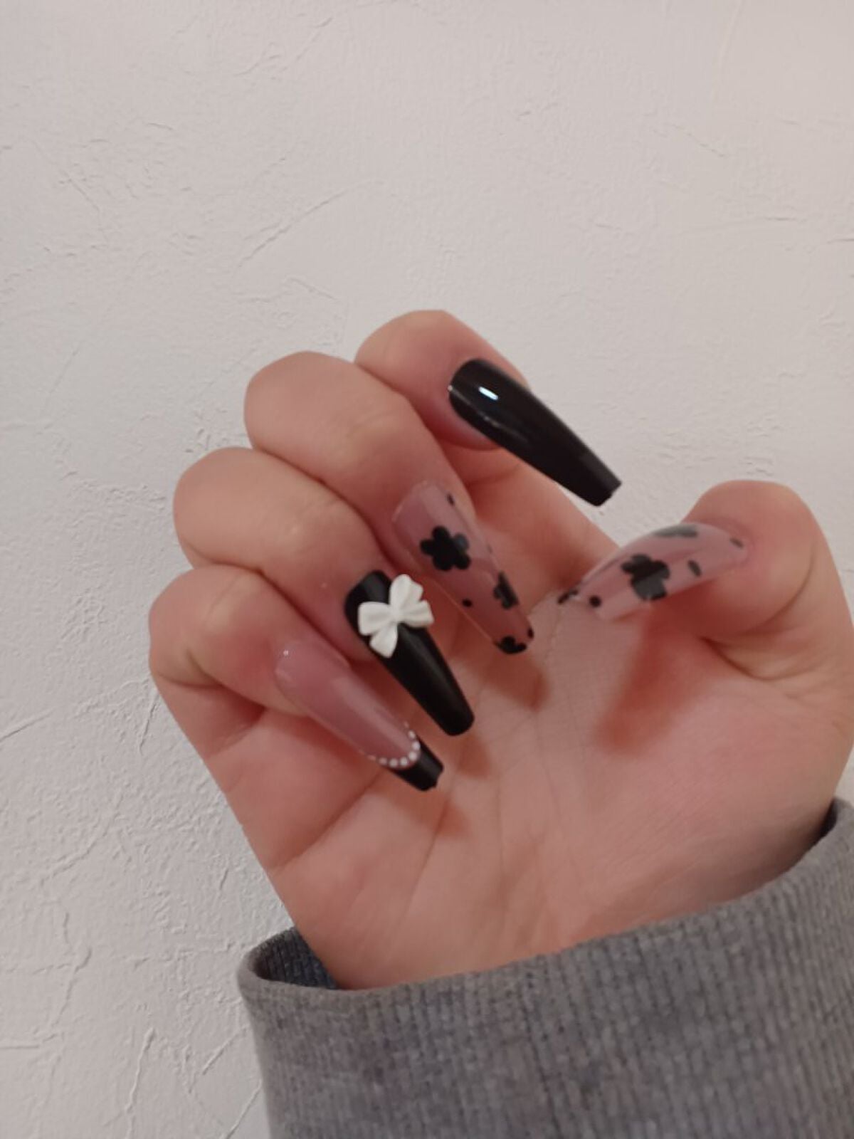 momo on LIPS 「ネイル!!今回は長い!!笑笑sheinさんのつけ爪です。ダイエ..」(1枚目)