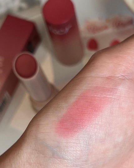ベールレイヤーマットリップ/Neker /口紅を使ったクチコミ(4枚目)