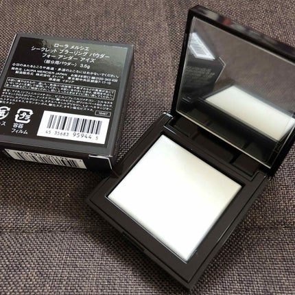 シークレット ブラーリング パウダー フォー アンダー アイズ/ローラ メルシエ/プレストパウダーを使ったクチコミ(2枚目)