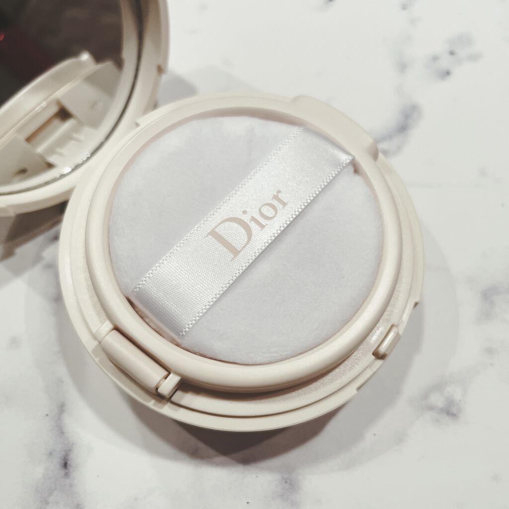 ディオールスキン フォーエヴァー クッション パウダー/Dior/ルースパウダーを使ったクチコミ（2枚目）