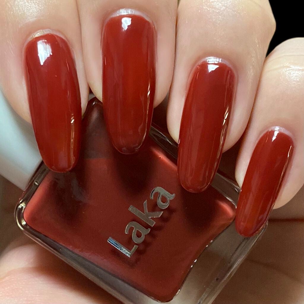 グラッシーネイルカラー/Laka/マニキュアを使ったクチコミ(2枚目)