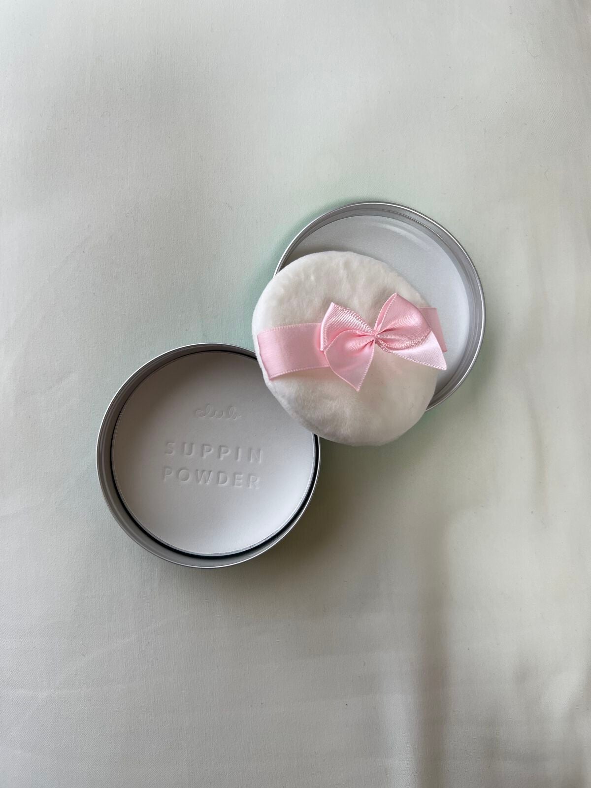 すっぴんパウダー アクネケア ピュアグレープフルーツの香り<医薬部外品>/クラブ/プレストパウダーを使ったクチコミ(2枚目)