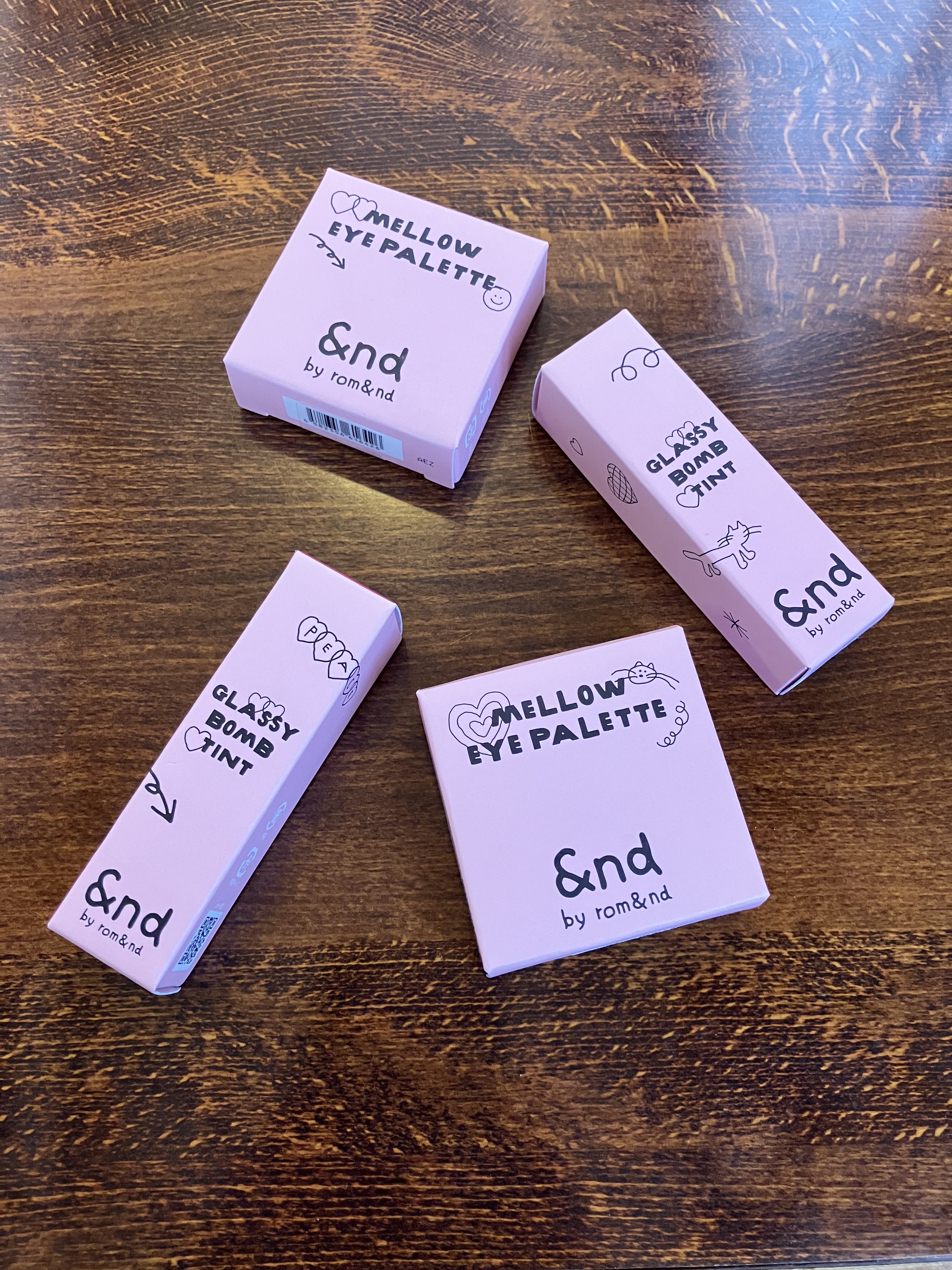 アンドバイロムアンド　グラッシーボムティント/&nd by rom&nd/リップティントを使ったクチコミ（1枚目）