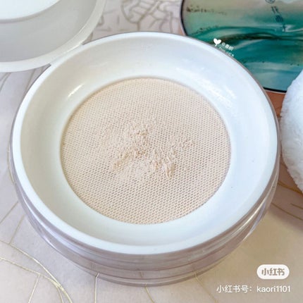 玉女桃花 エアフェイスパウダー/花西子/ルースパウダーを使ったクチコミ(4枚目)