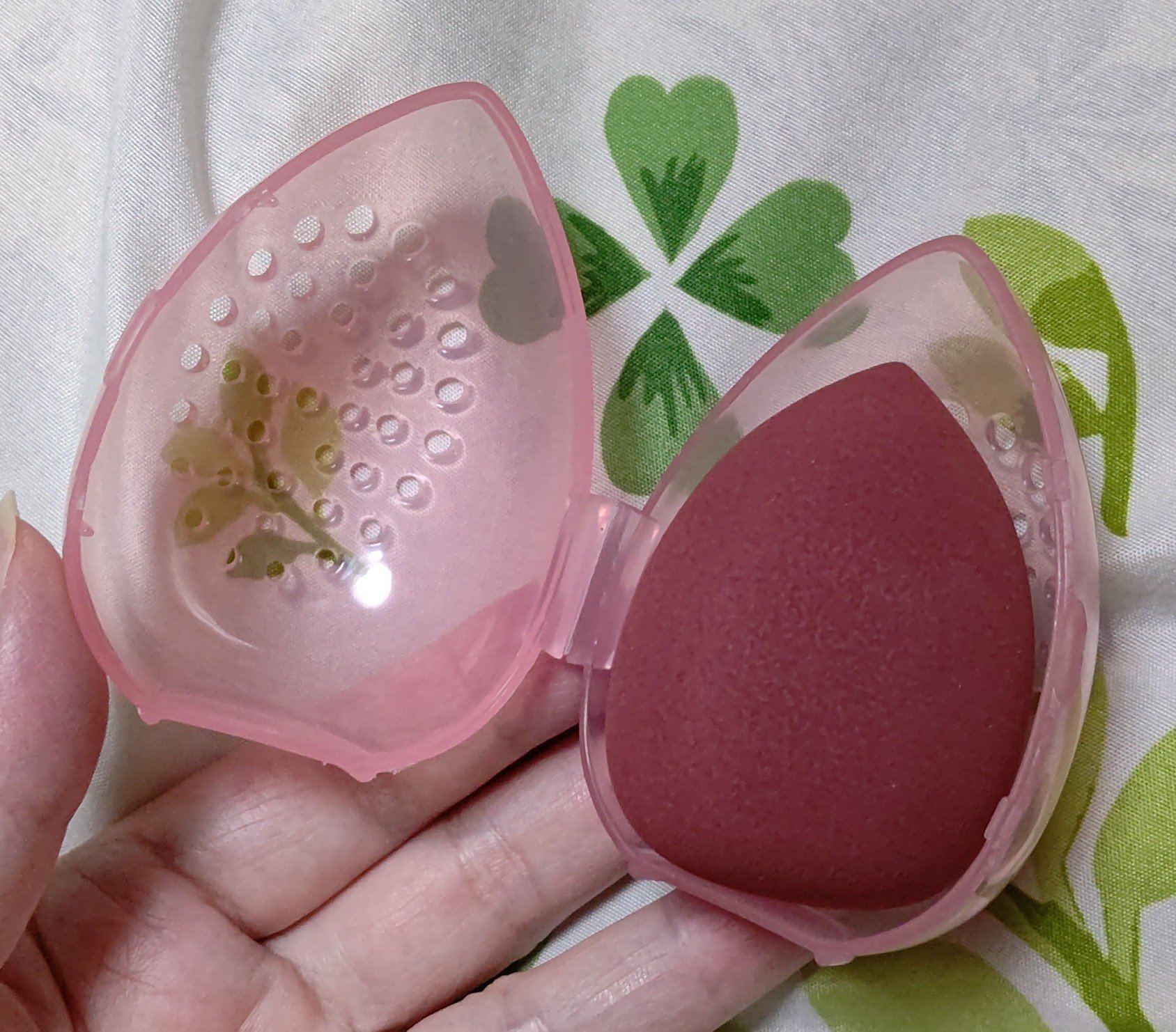 シリコーンパフケース/DAISO/その他を使ったクチコミ（2枚目）