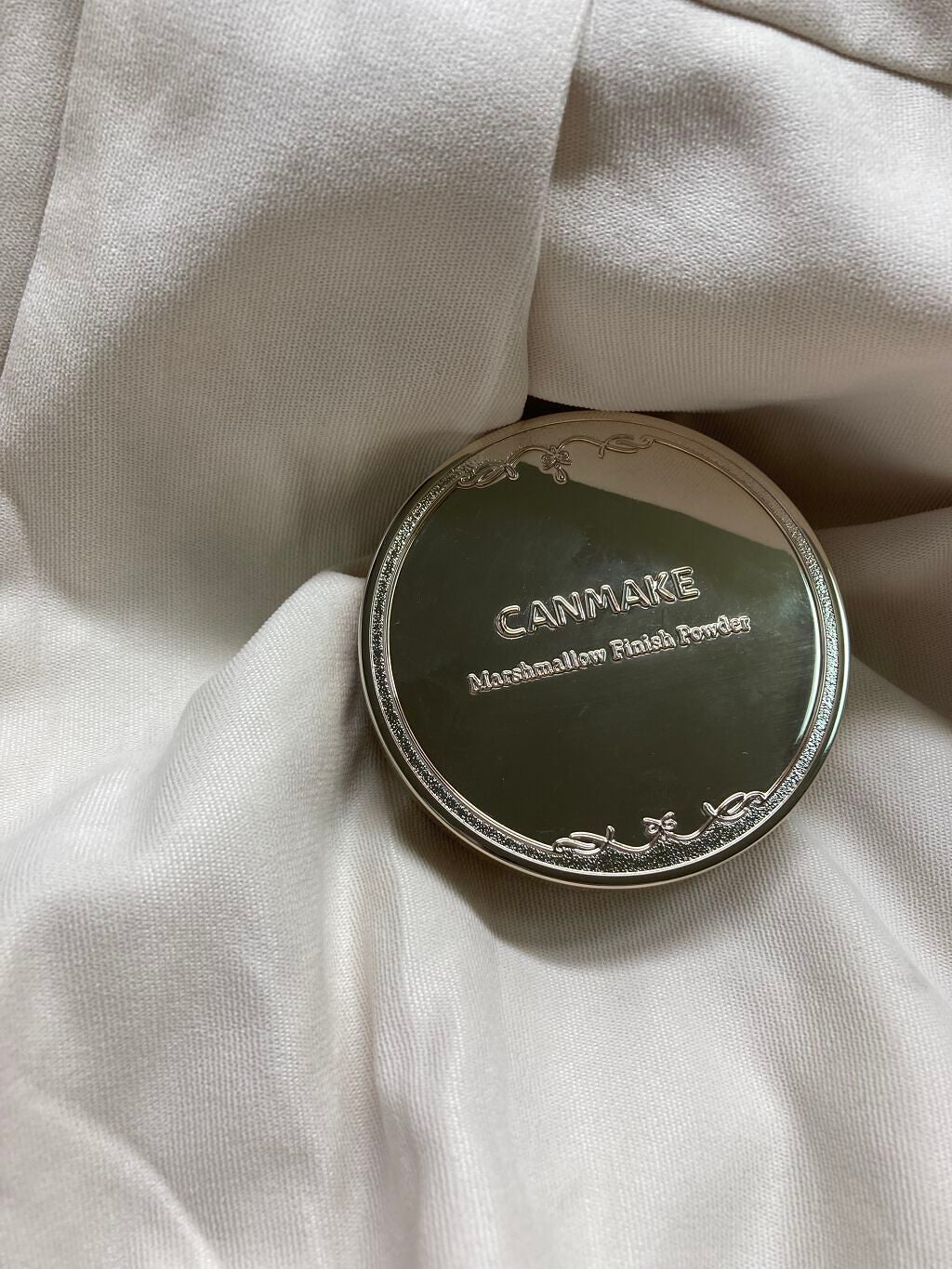 マシュマロフィニッシュパウダー ~Abloom~/キャンメイク/プレストパウダーを使ったクチコミ(1枚目)