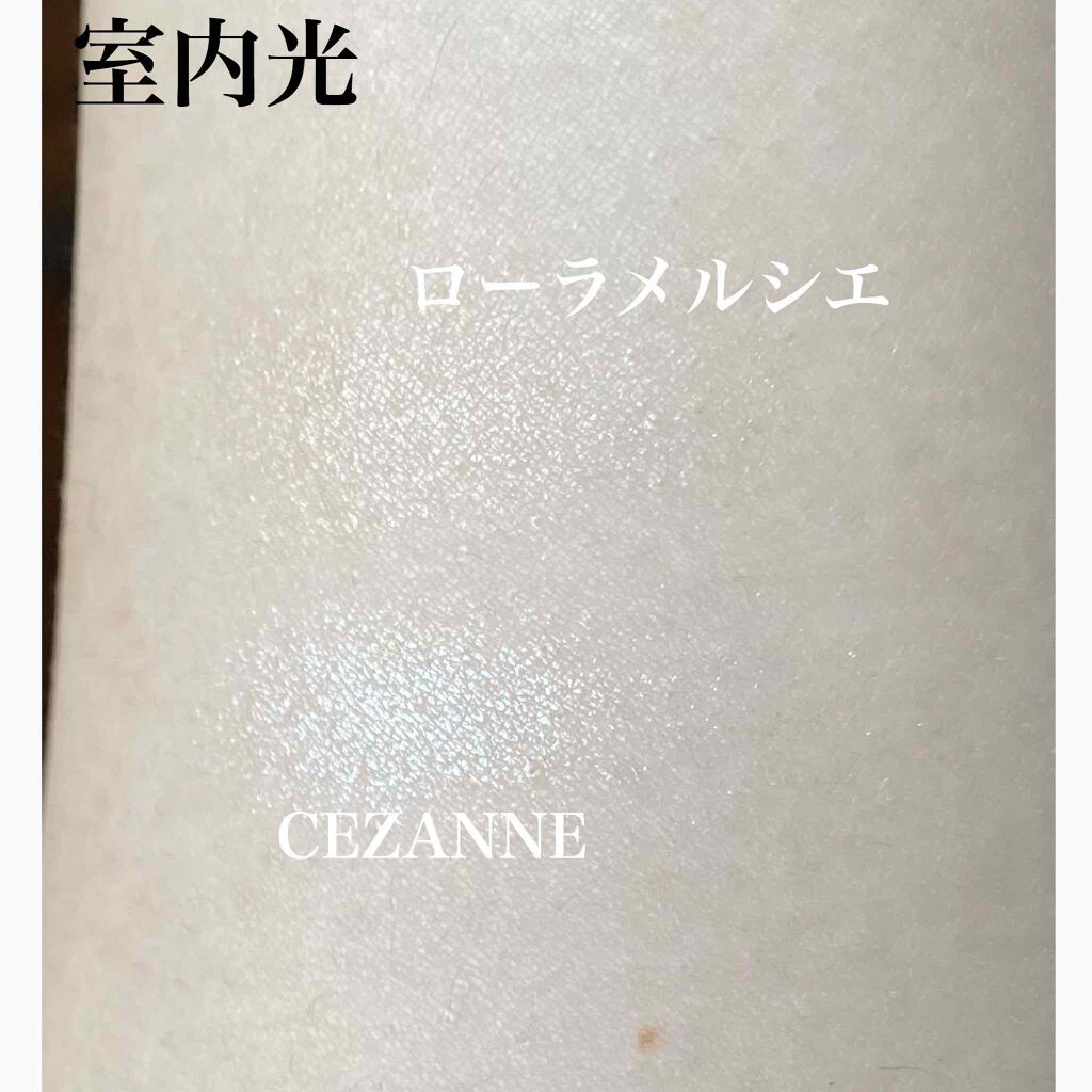 マットラディアンス ベイクドパウダー ハイライト01/ローラ メルシエ/パウダーハイライトを使ったクチコミ（3枚目）